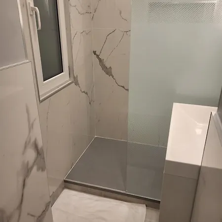 Dans Batisse Pleine De Charme Apartman *